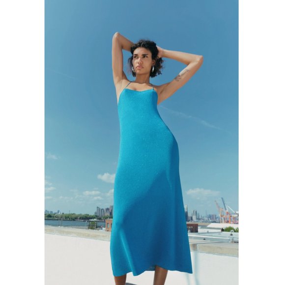 zara blue metallic dress Blue Zara metallic dress Size S